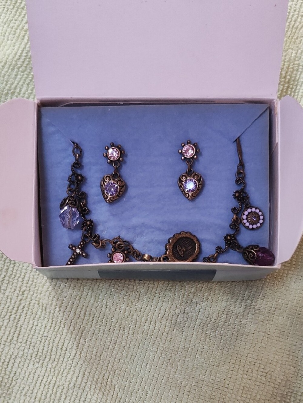 Vintage Avon Purple and Amber Pendant Necklace & Earring Set - Picture 3 of 4